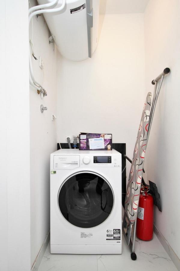 Ambijent Apartman Free Public Parking ซาราเยโว ภายนอก รูปภาพ