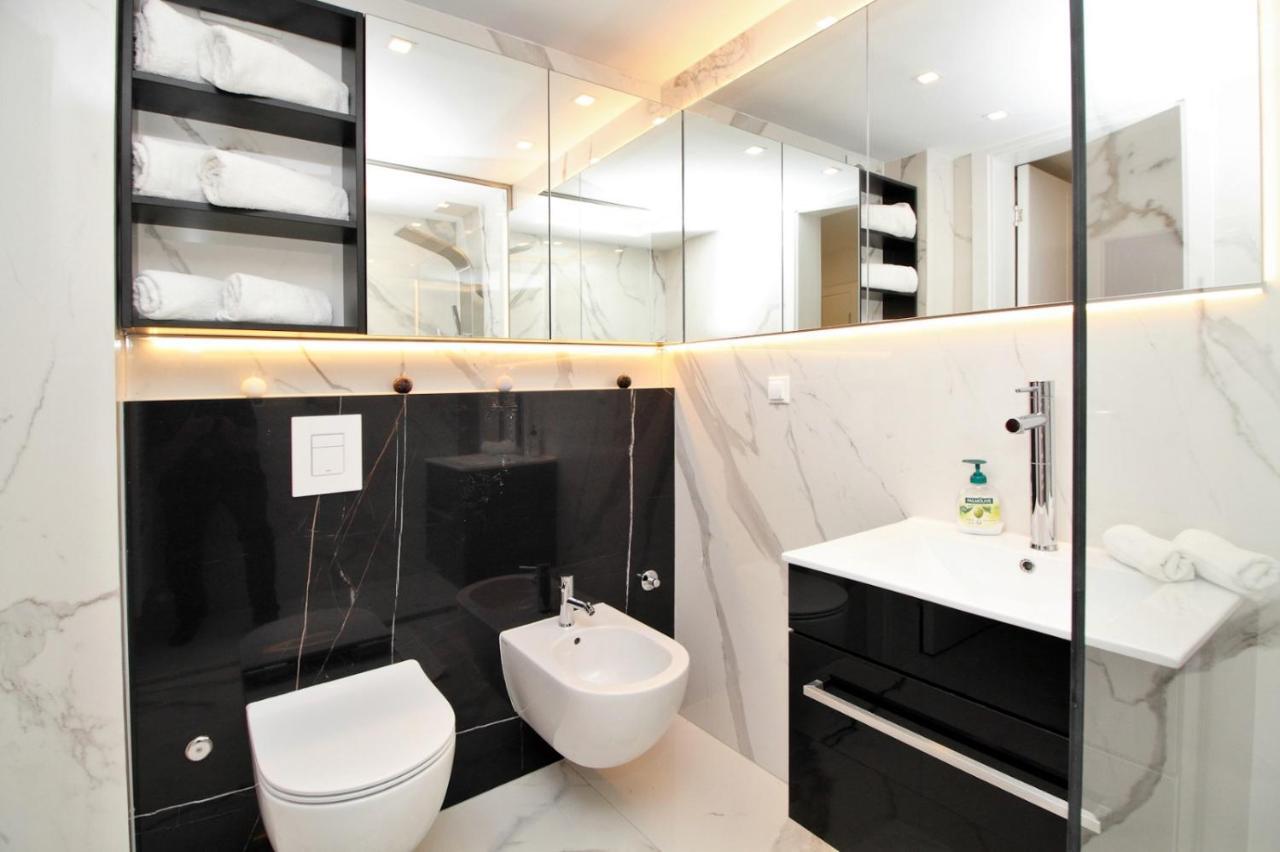 Ambijent Apartman Free Public Parking ซาราเยโว ภายนอก รูปภาพ