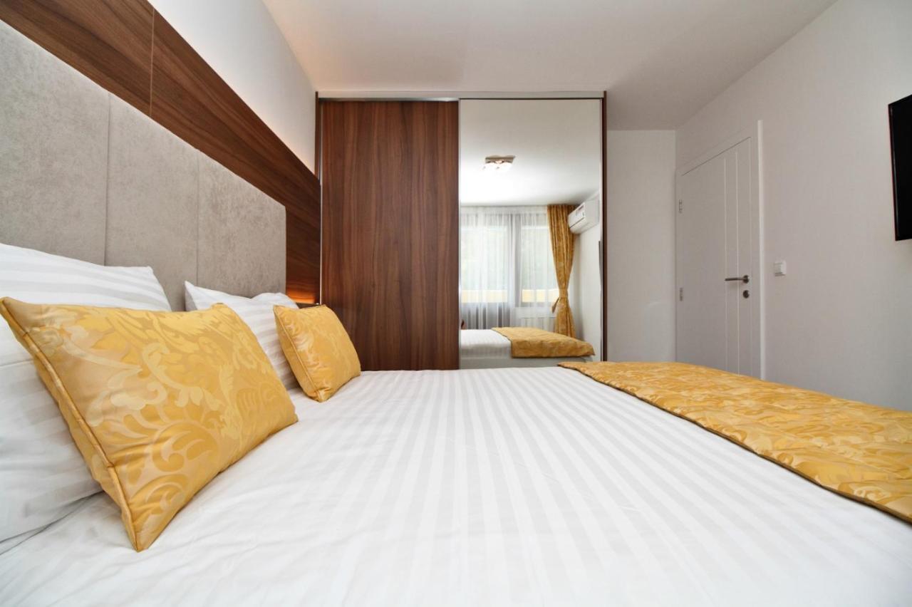 Ambijent Apartman Free Public Parking ซาราเยโว ภายนอก รูปภาพ