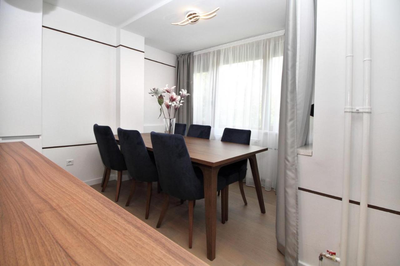 Ambijent Apartman Free Public Parking ซาราเยโว ภายนอก รูปภาพ