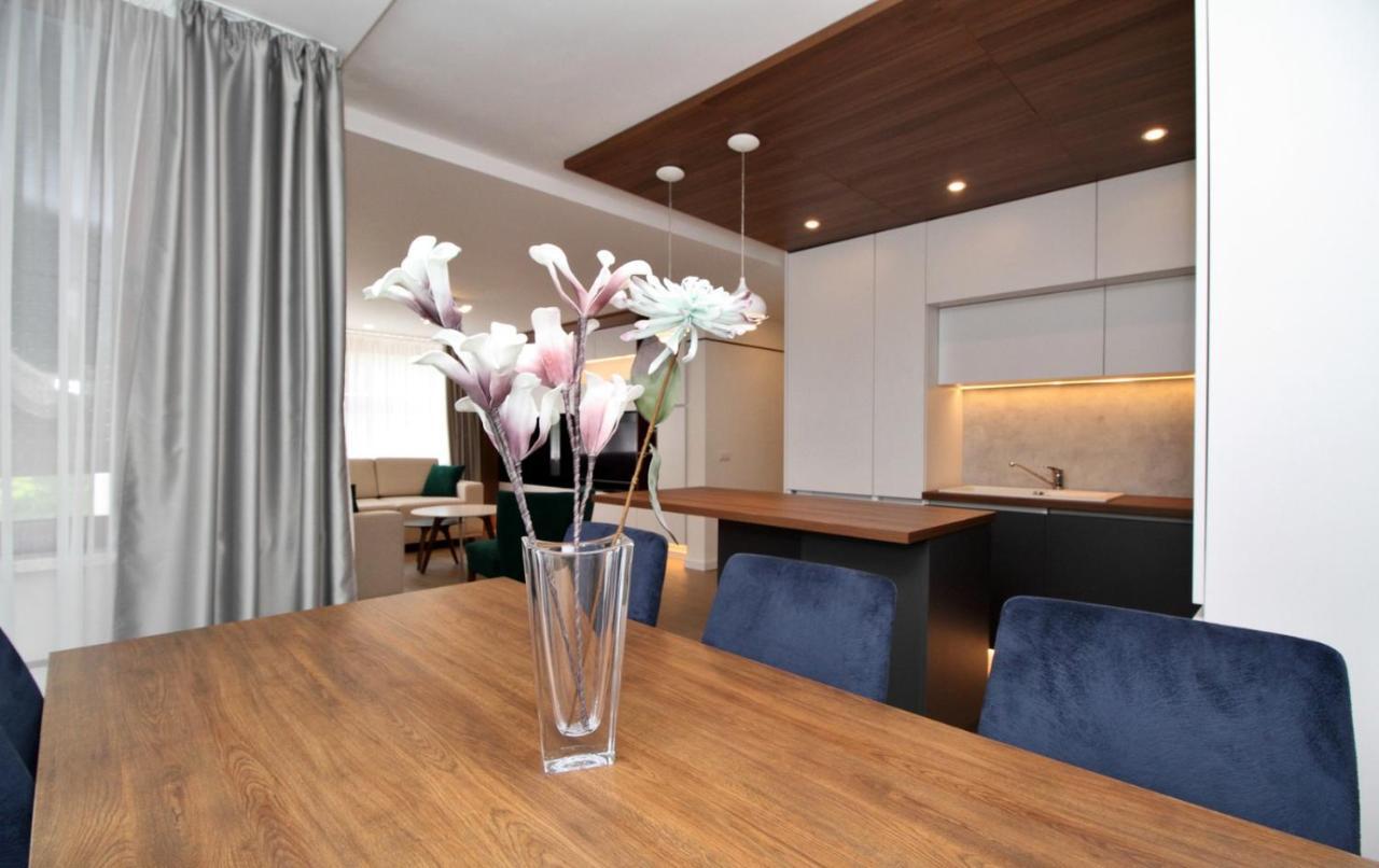 Ambijent Apartman Free Public Parking ซาราเยโว ภายนอก รูปภาพ